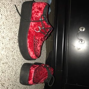 red velvet tuk